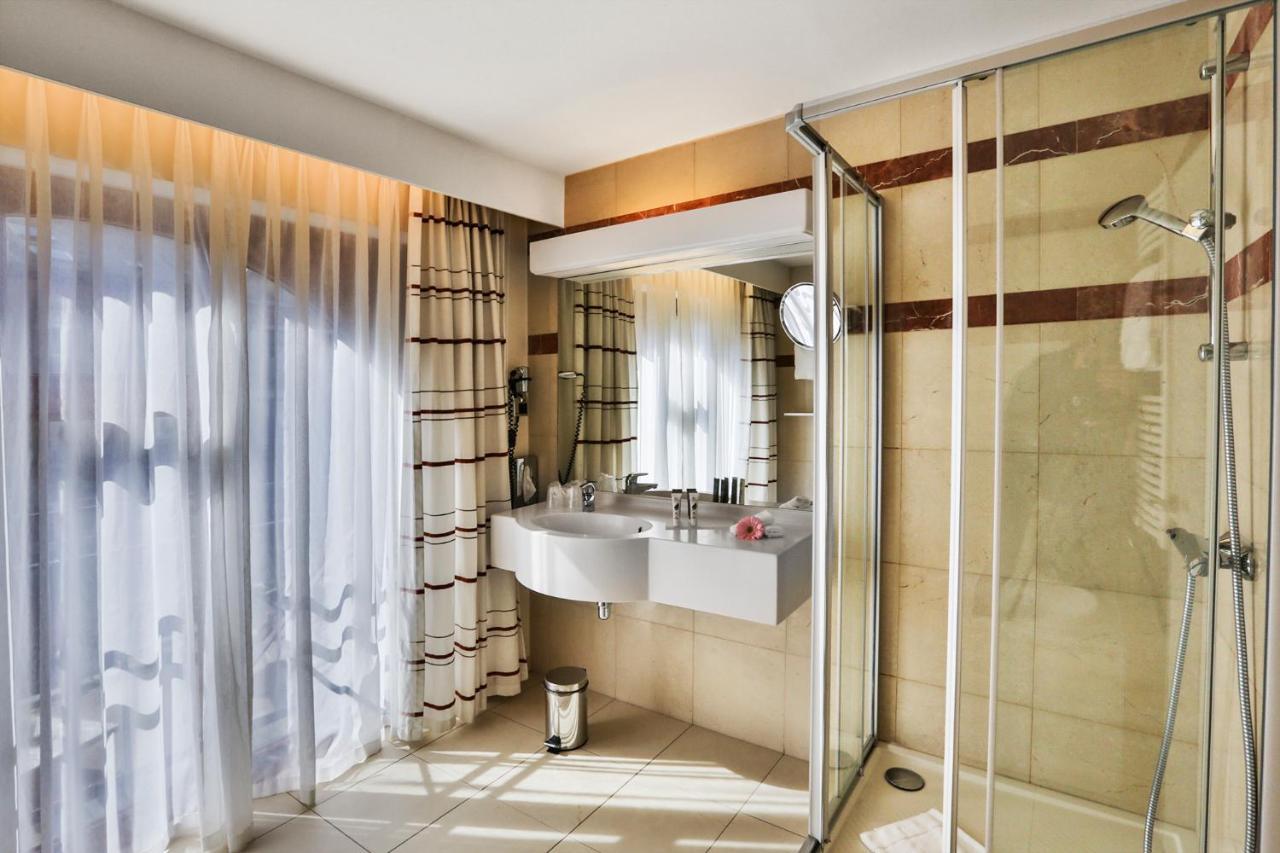 Hotel Quartier Latin Marche-en-Famenne Luaran gambar
