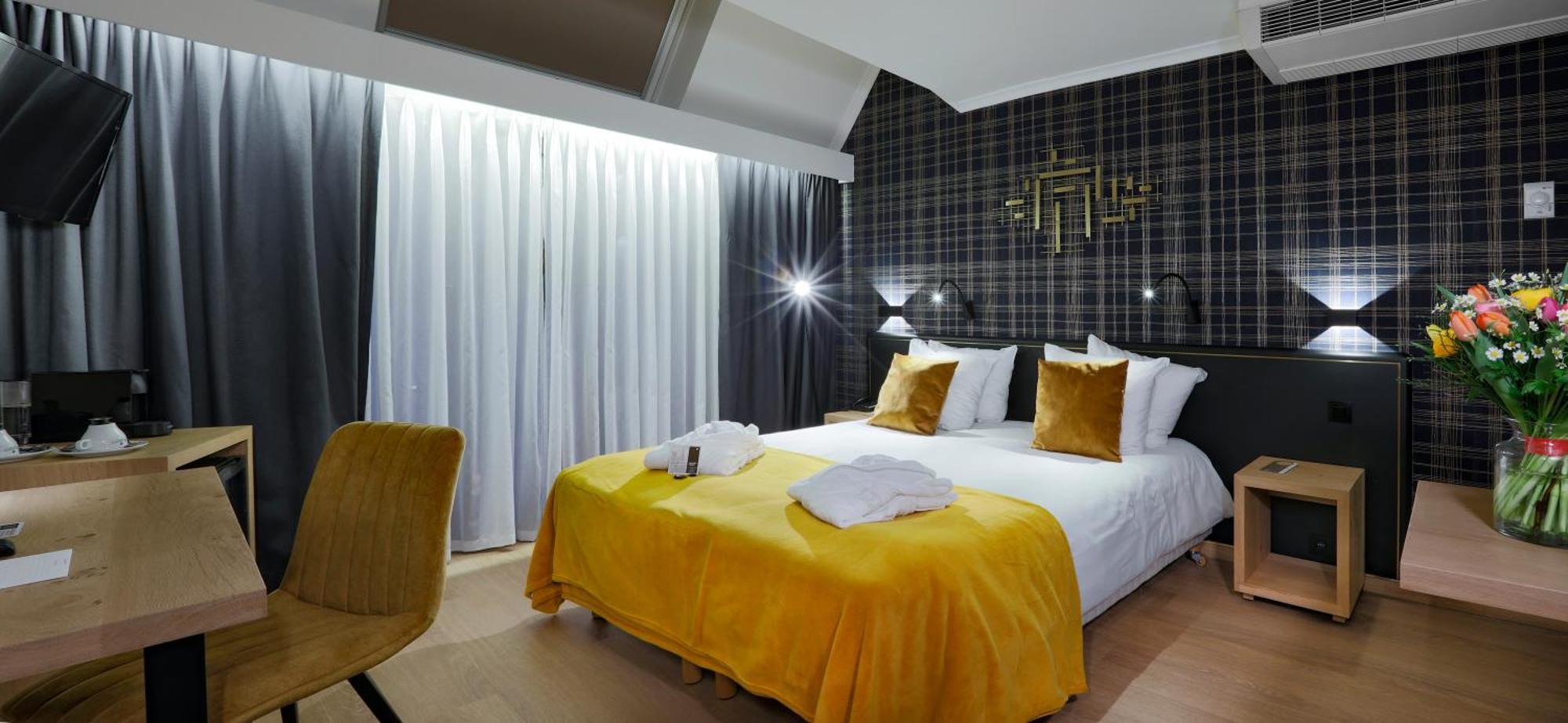 Hotel Quartier Latin Marche-en-Famenne Luaran gambar