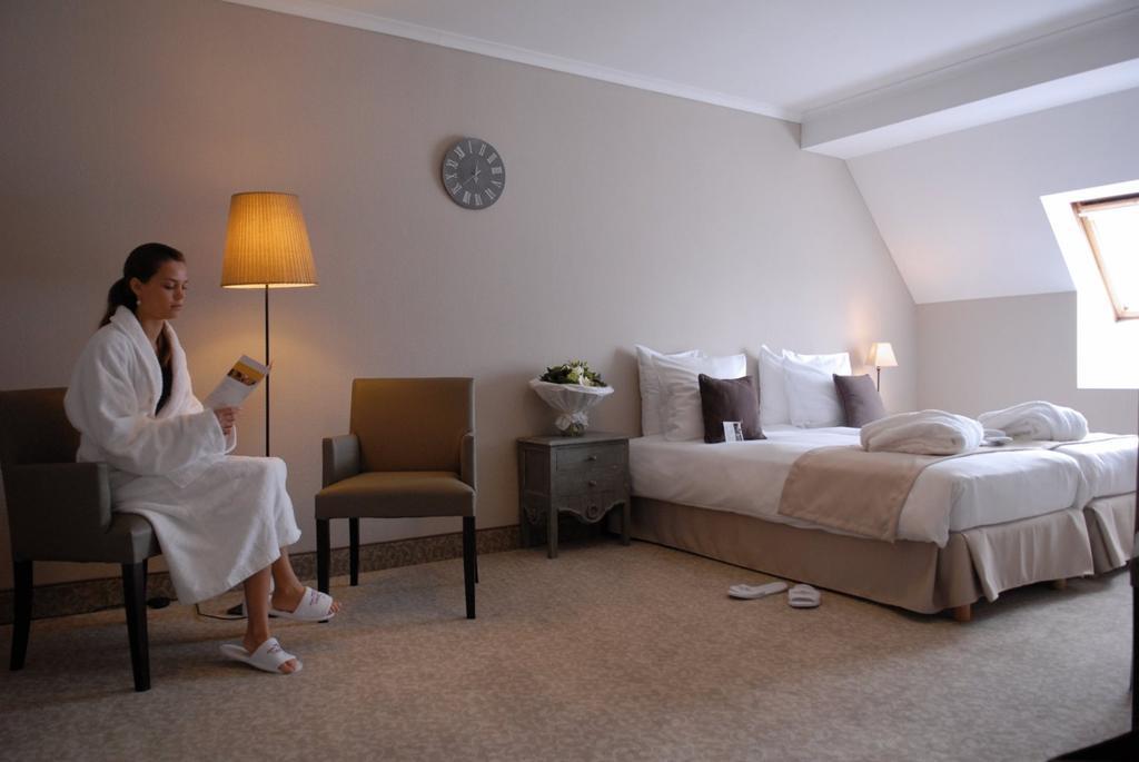 Hotel Quartier Latin Marche-en-Famenne Luaran gambar